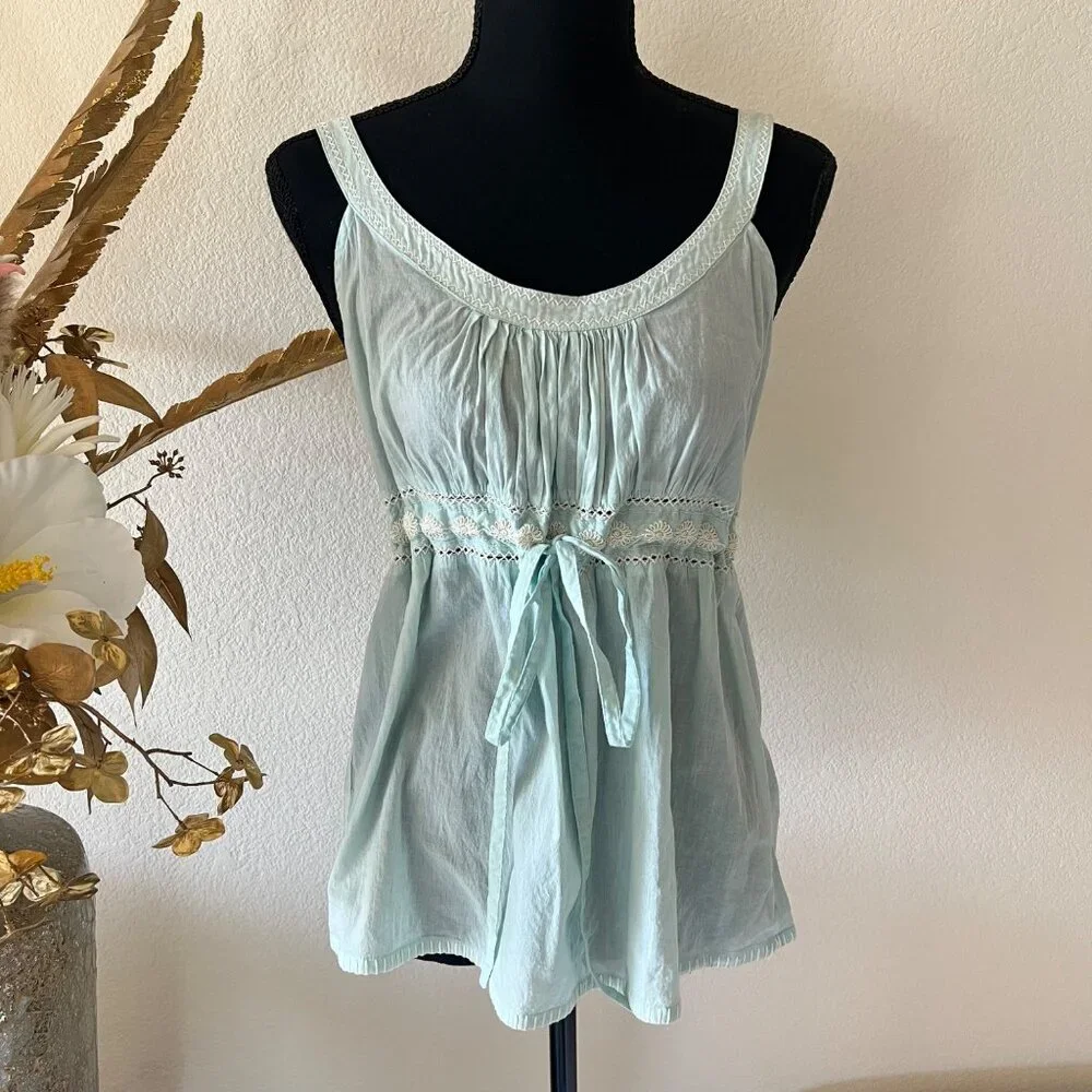 Old Navy Baby Blue Y2K Babydoll Embroidered Front-Tie Top - Picture 6 of 8